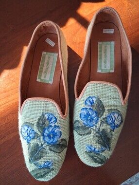 Snapdrahon Needlepoint Flats Leather Trim Size 10 (runs Small) Nice!
